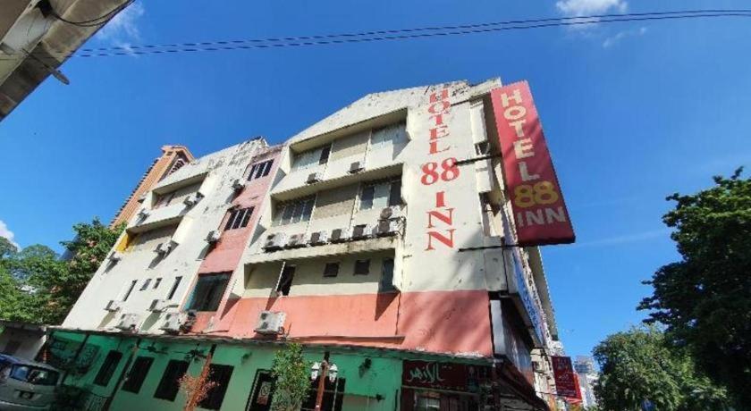 Oyo 1167 Rest And Go Hotel Klang Exterior photo